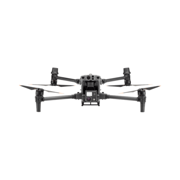 Perspectiva frontal de dron empresarial MATRICE 30 T, en esta se puede apreciar el cuerpo con las hélices desplegadas. Se pueden apreciar los sensores que presenta en el cuerpo del dron y también se tiene una perspectiva del accesorio integrado al dron con las camaras y telemetro. En la parte superior izquierda se aprecia el telemetro láser en el accesorio; en la parte superior derecha del accesorio se aprecia la cámara gran angular. En la parte inferior izquierda del accesorio se aprecia la cámara con zoom. En la parte inferior derecha del accesorio se aprecia la cámara de imagen térmica